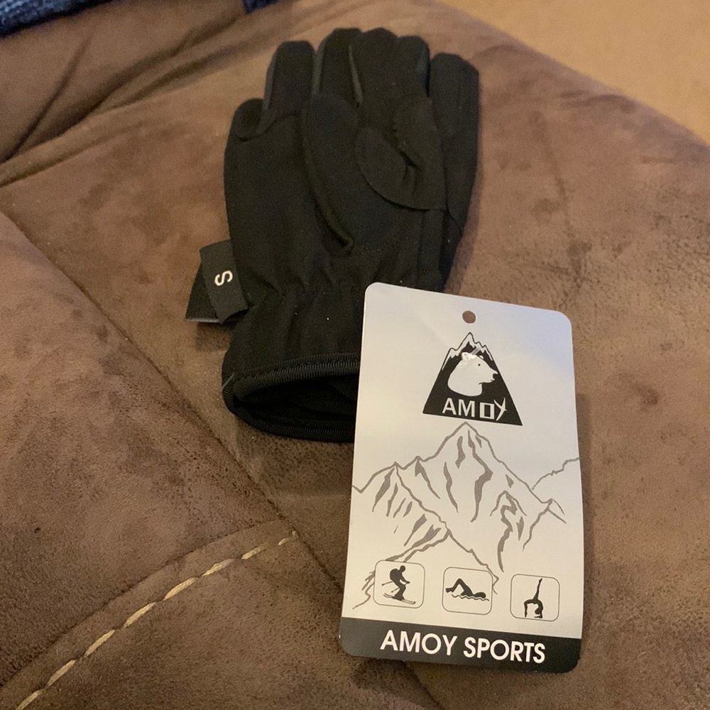 AMOY SPORTS